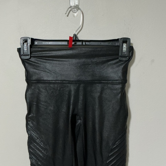 Spanx Faux Leather Moto Legging Size Small - Picture 5 of 7
